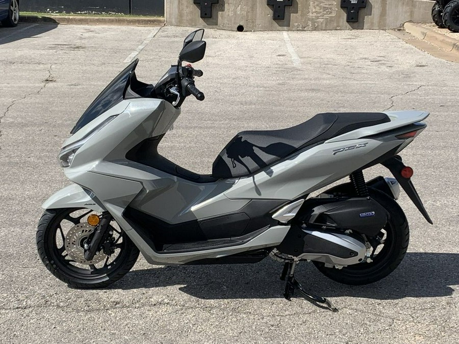 2025 Honda® PCX