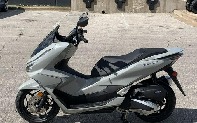 2025 Honda® PCX