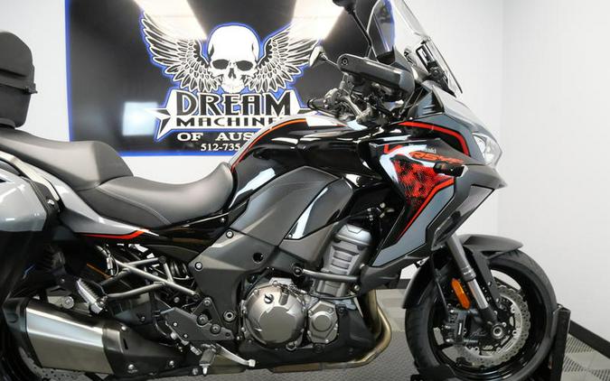 2021 Kawasaki Versys® 1000 SE LT+