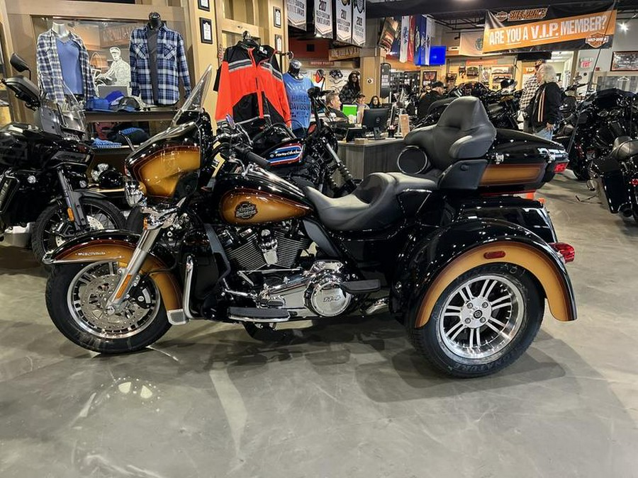 2024 Harley-Davidson® FLHTCUTG - Tri Glide® Ultra