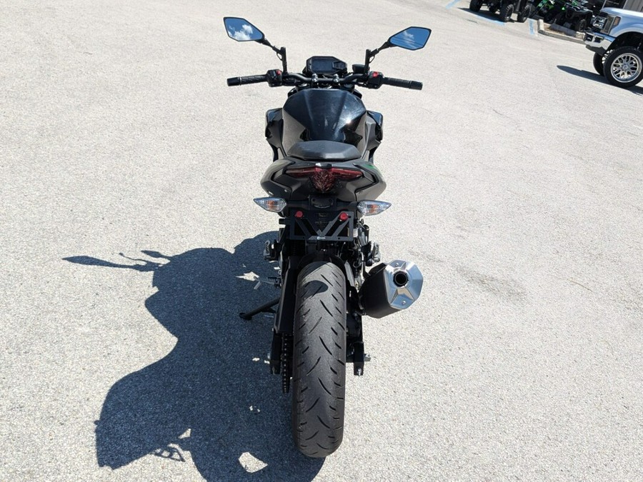 2025 Kawasaki Z500 ABS