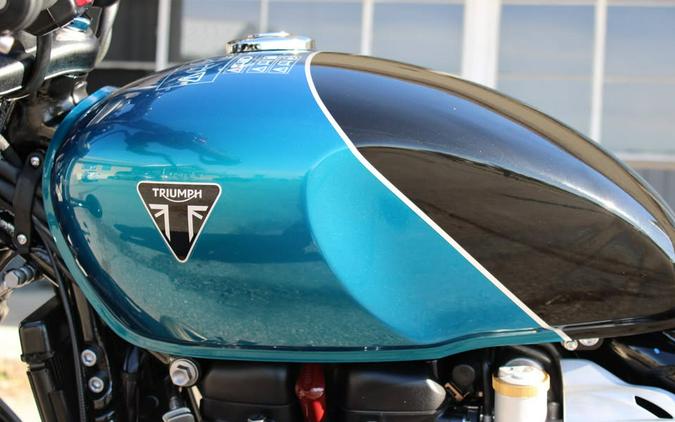 2026 TRIUMPH BONNEVILLE BOBBER
