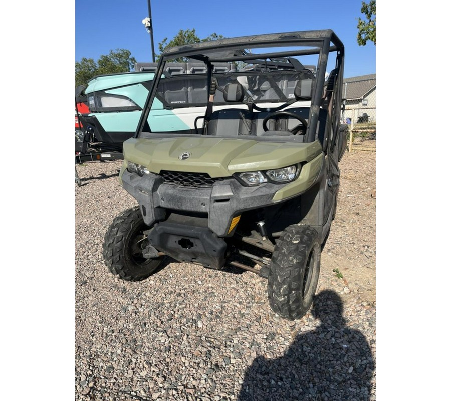 2016 Can-Am Defender HD8
