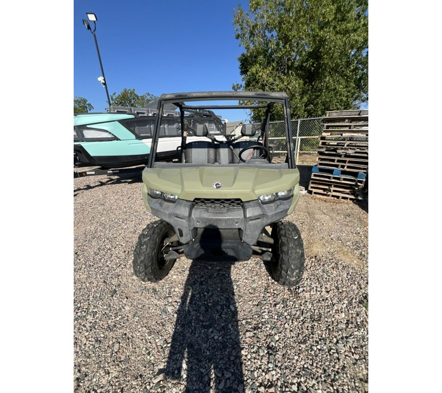 2016 Can-Am Defender HD8