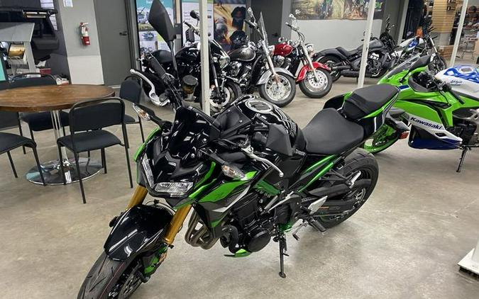 2024 Kawasaki Z900 SE ABS