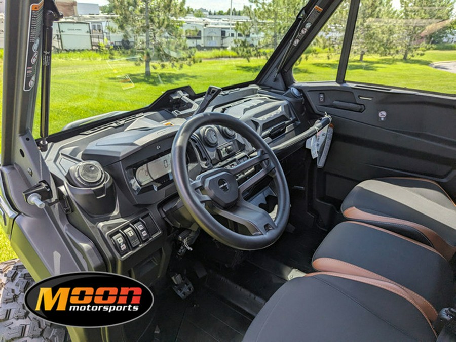 2024 Can-Am Defender PRO Limited HD10