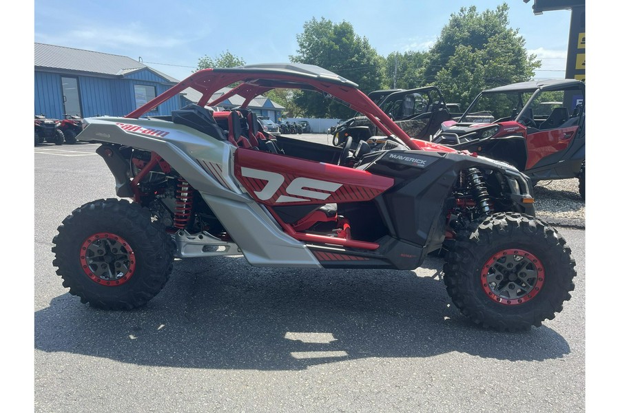 2024 Can-Am Maverick X3 X DS Turbo RR Red & Silver