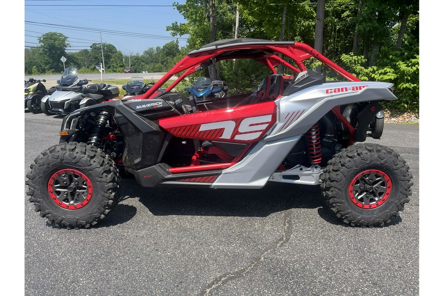 2024 Can-Am Maverick X3 X DS Turbo RR Red & Silver