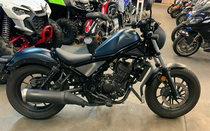 2020 Honda Rebel 300 Review (16 Fast Facts For City Cruising)