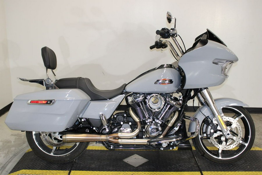 2025 Harley-Davidson® FLTRX - Road Glide®