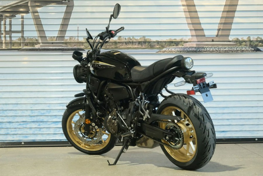 2026 Yamaha XSR700TB