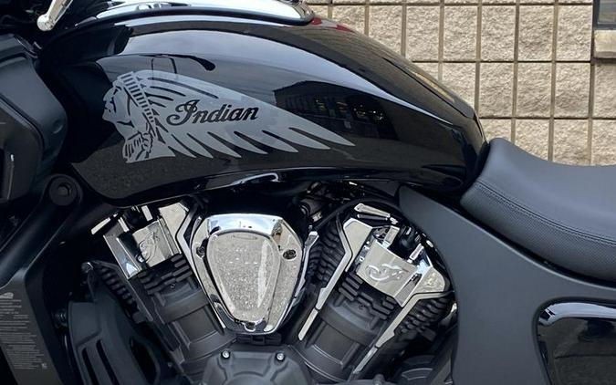 2024 Indian Motorcycle® Challenger® Black Metallic