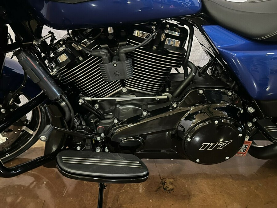 2024 Harley-Davidson Road Glide® FLTRX Blue Burst