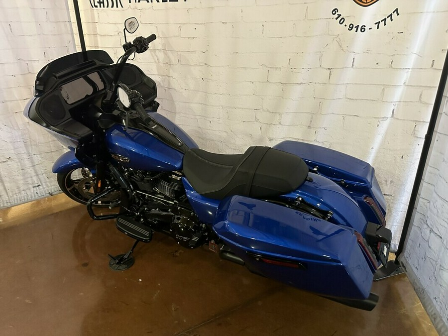 2024 Harley-Davidson Road Glide® FLTRX Blue Burst