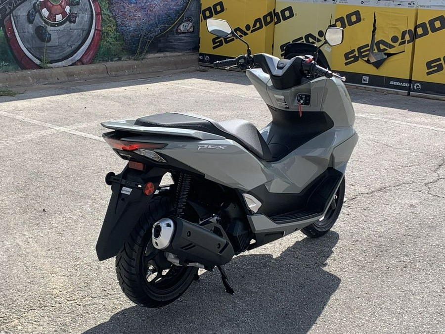 2025 Honda® PCX