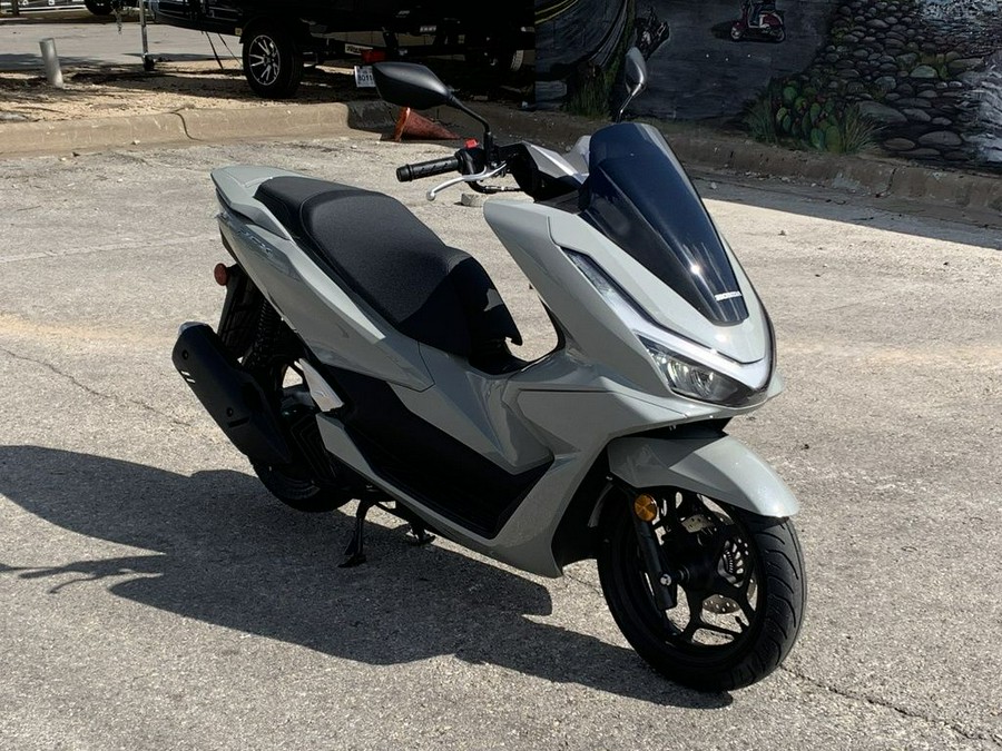 2025 Honda® PCX