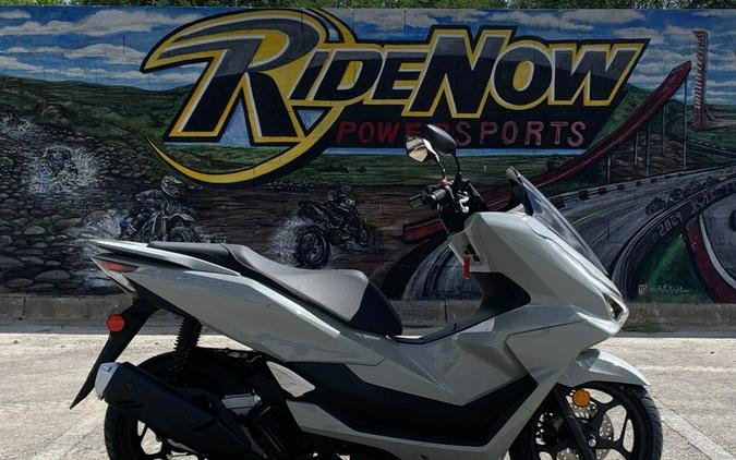 2025 Honda® PCX