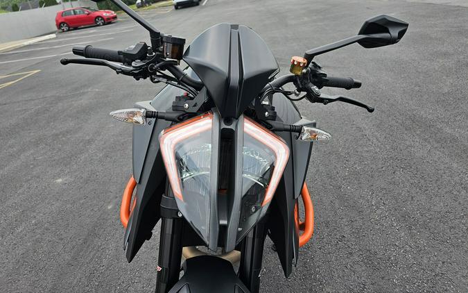 2020 KTM 1290 SUPER DUKE R