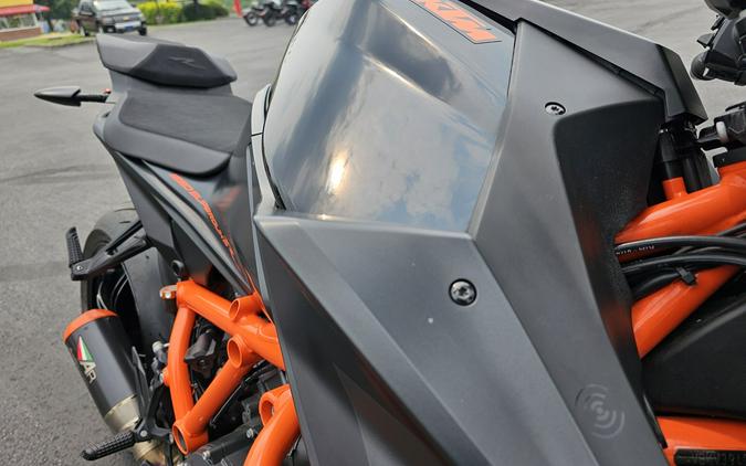 2020 KTM 1290 SUPER DUKE R