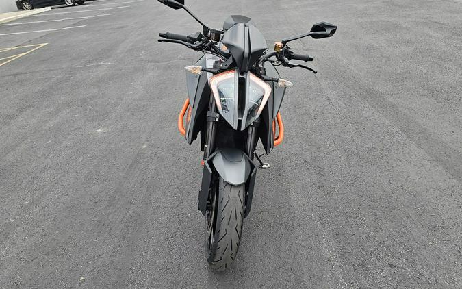 2020 KTM 1290 SUPER DUKE R