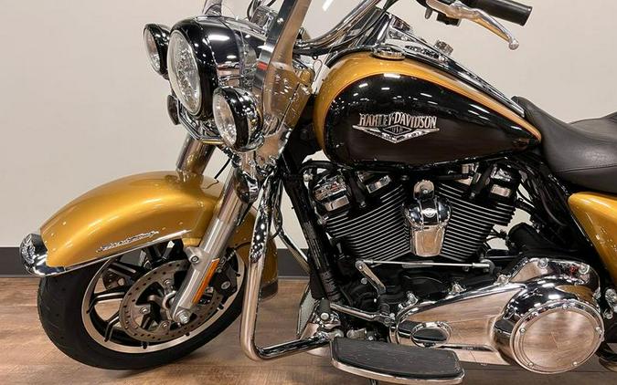 2017 Harley-Davidson® FLHR - Road King®