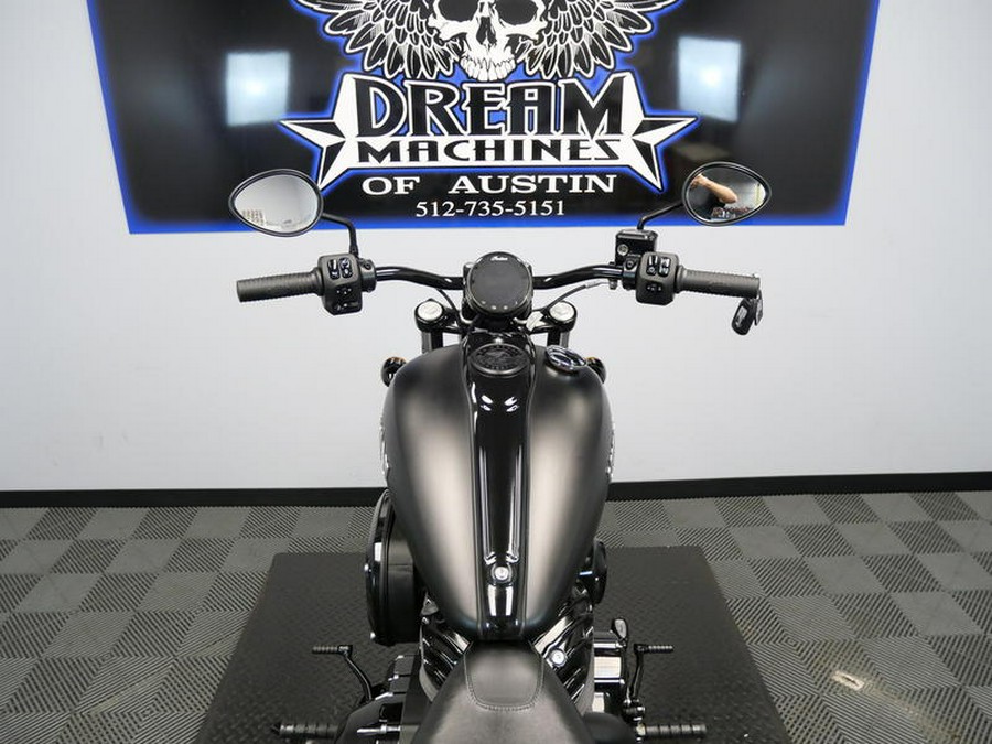 2022 Indian Motorcycle® Chief Dark Horse® Black Smoke