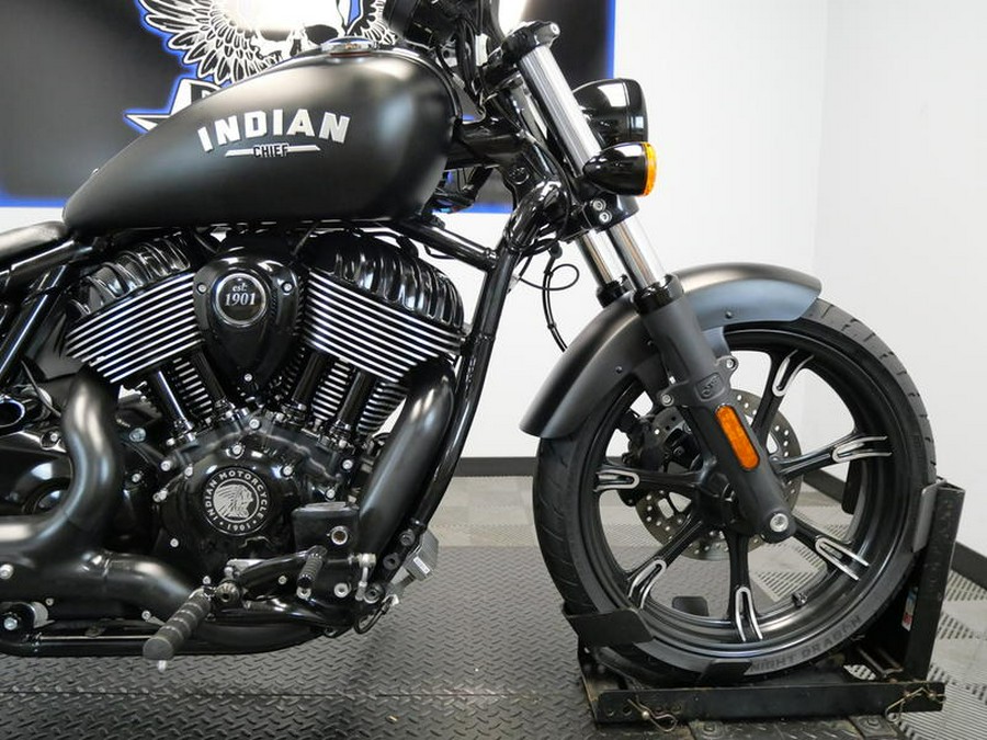2022 Indian Motorcycle® Chief Dark Horse® Black Smoke