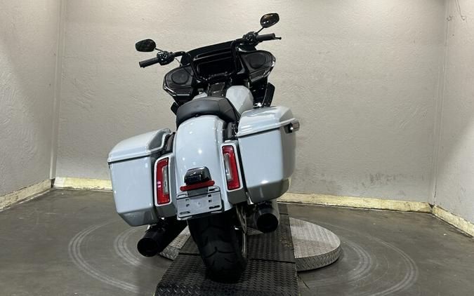 Harley-Davidson® Road Glide™ 2025 FLTRX 84646507DT BILLIARD GRAY