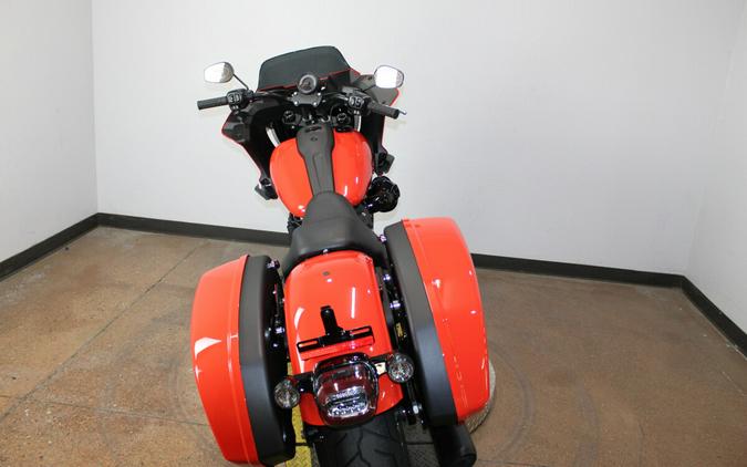 Harley-Davidson® Low Rider® ST 2026 FXLRST 84693823 BLOOD ORANGE