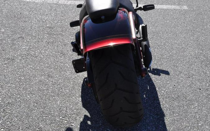 2017 Harley-Davidson® FXSE - CVO™ Pro Street Breakout®