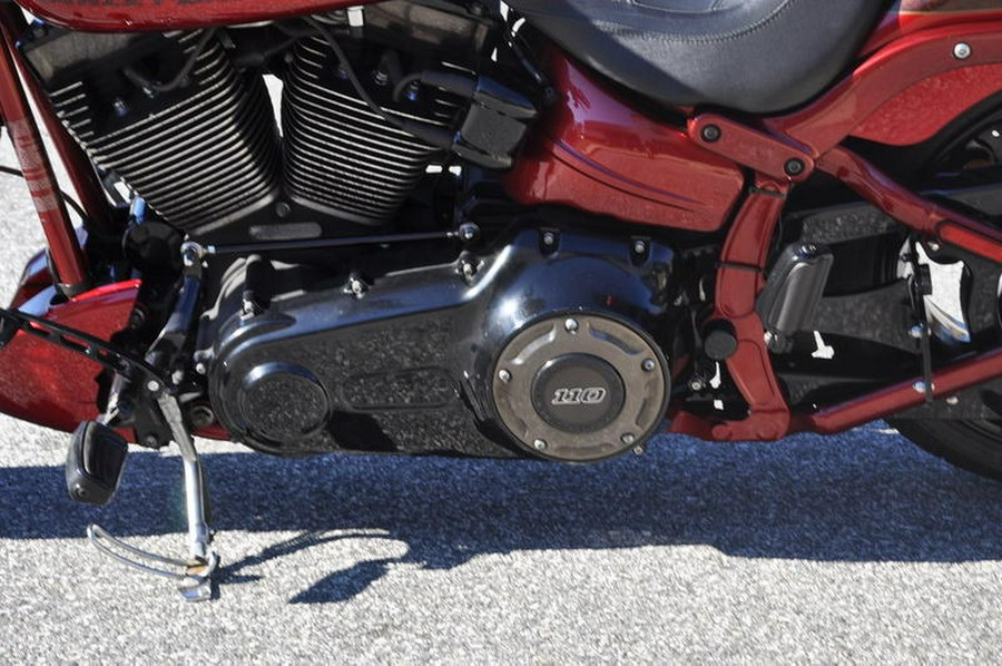 2017 Harley-Davidson® FXSE - CVO™ Pro Street Breakout®