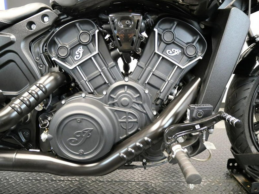 2022 Indian Motorcycle® Scout® Rogue Sixty Black Metallic