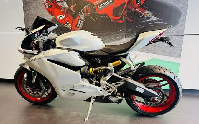 2017 Ducati Panigale 959 Arctic White Silk