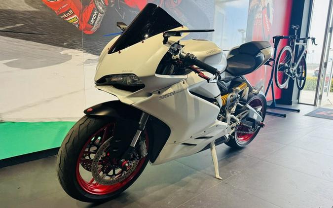 2017 Ducati Panigale 959 Arctic White Silk