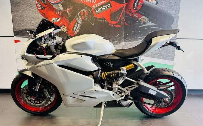 2017 Ducati Panigale 959 Arctic White Silk
