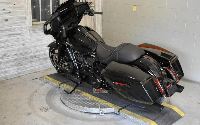 2024 Harley-Davidson® FLHX - Street Glide®