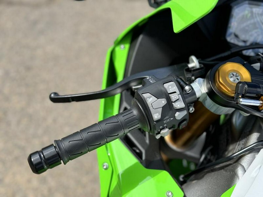 2024 Kawasaki Ninja® ZX™-10R