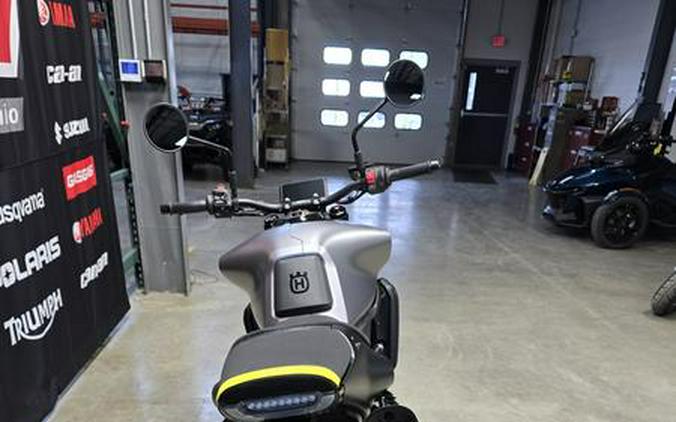 2025 HQV VITPILEN 801