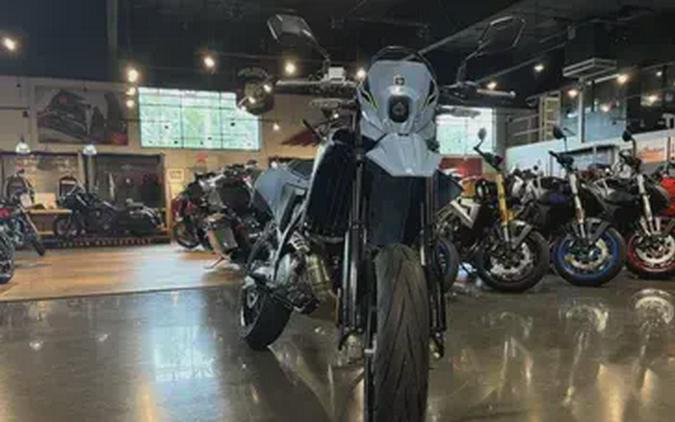 2025 Suzuki DRZ 4SM Base