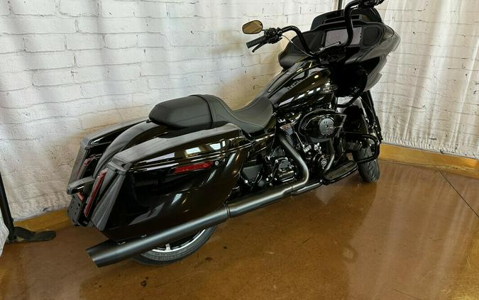 2024 Harley-Davidson Road Glide® FLTRX Vivid Black