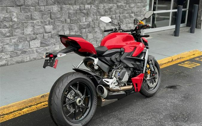 2023 Ducati Streetfighter V2