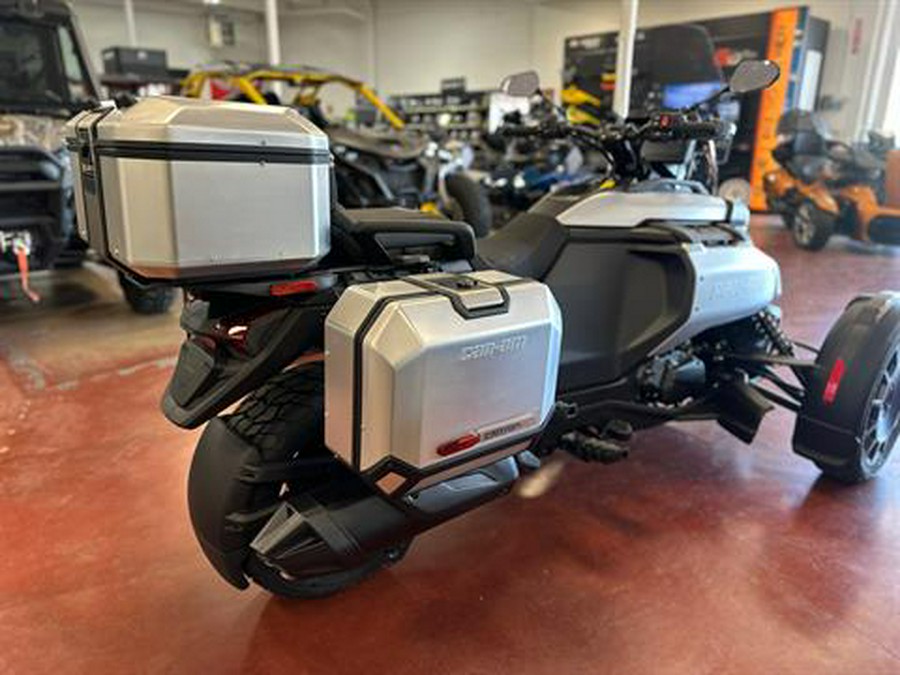 2025 Can-Am Canyon XT