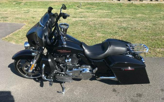 2022 Harley-Davidson STREET GLIDE