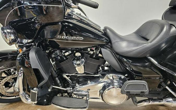 2017 Harley-Davidson® FLHTK - Ultra Limited