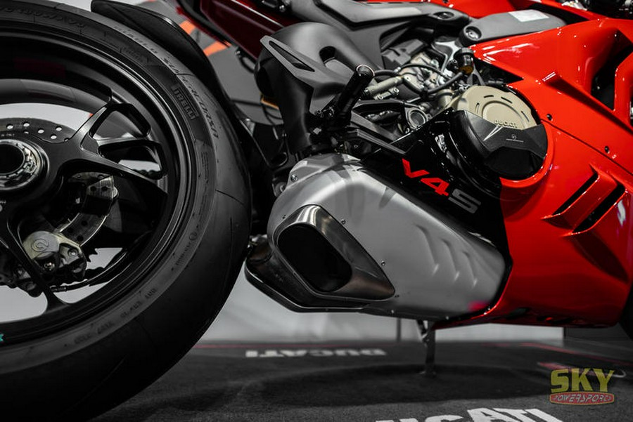 2024 Ducati Panigale V4 S Red