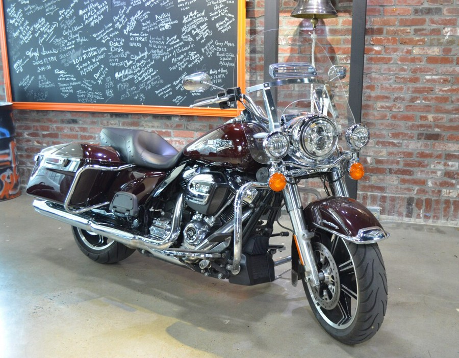 2022 Harley-Davidson Road King Midnight Crimson