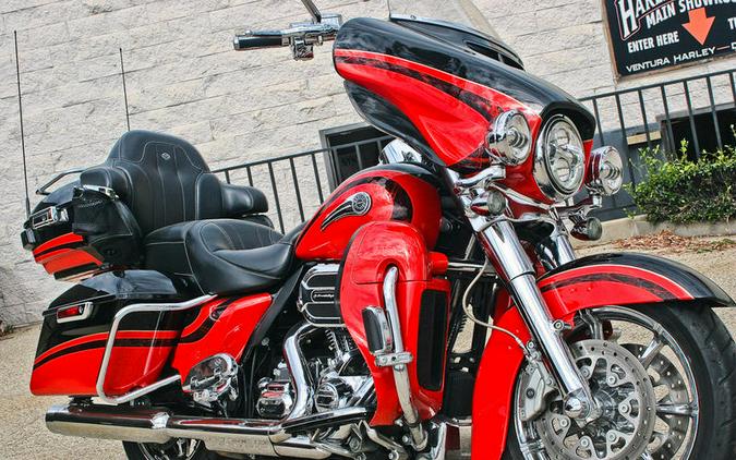 2016 Harley-Davidson® FLHTKSE - CVO™ Limited