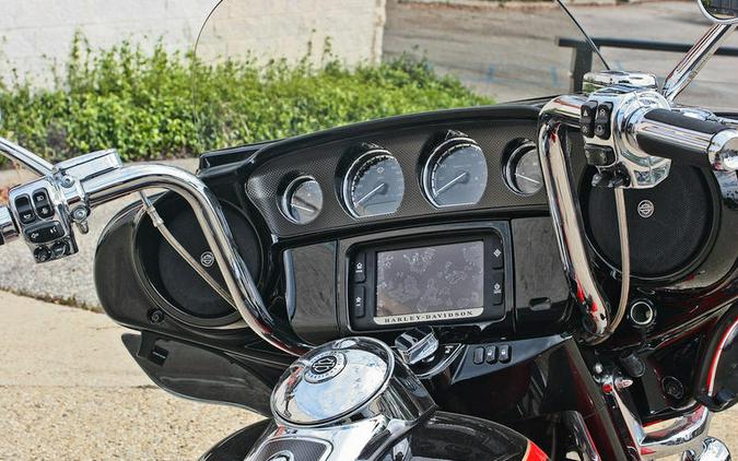 2016 Harley-Davidson® FLHTKSE - CVO™ Limited