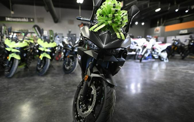 2026 Kawasaki Ninja 500 Metallic Flat Spark Black