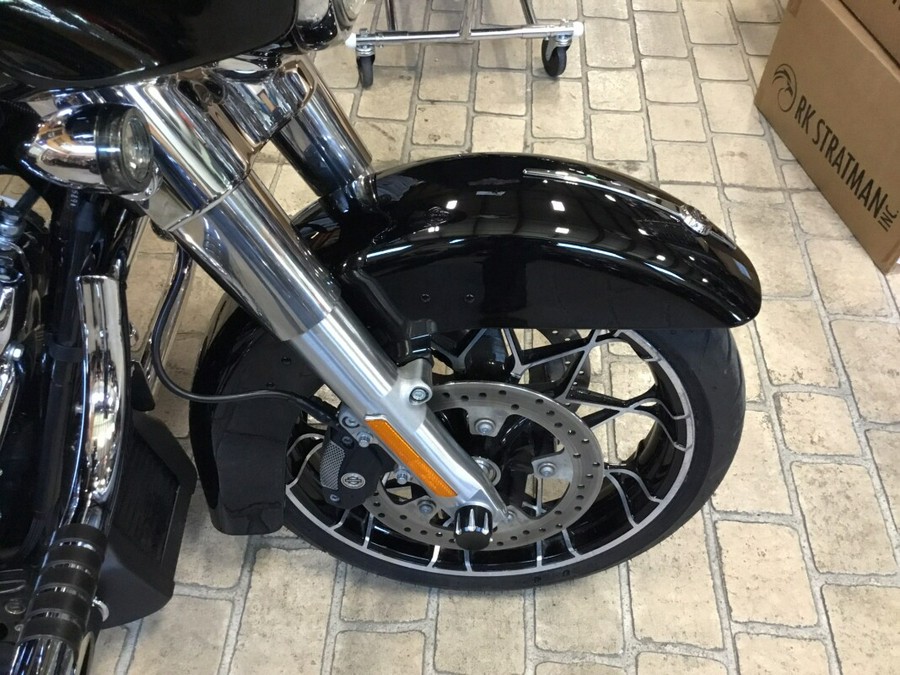 2022 Harley-Davidson® Street Glide® Special Vivid Black